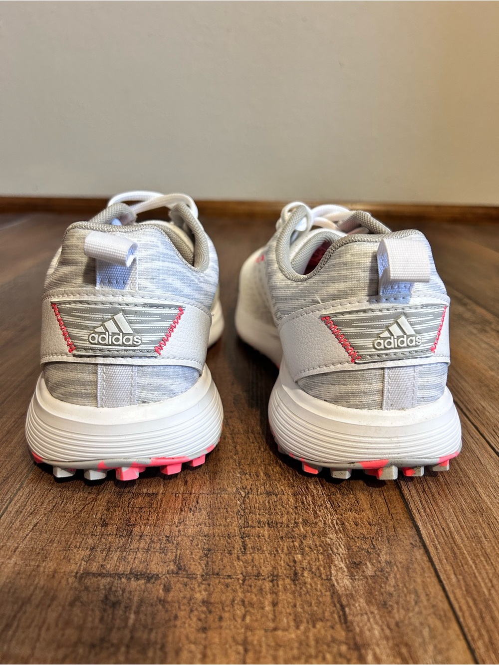 adidas Women's White & Pink Athletic Sneakers Sz 7.5 - Picture 3 of 7